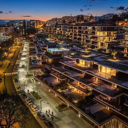 Savoy Monumentalis Iv Luxury And Unmatched Views * 丰沙尔