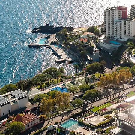 Savoy Monumentalis Iv By An Island * Funchal (Madeira)