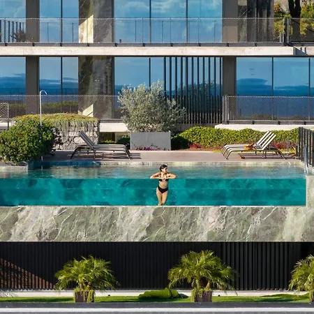 公寓 Savoy Monumentalis Iv Luxury And Unmatched Views 丰沙尔