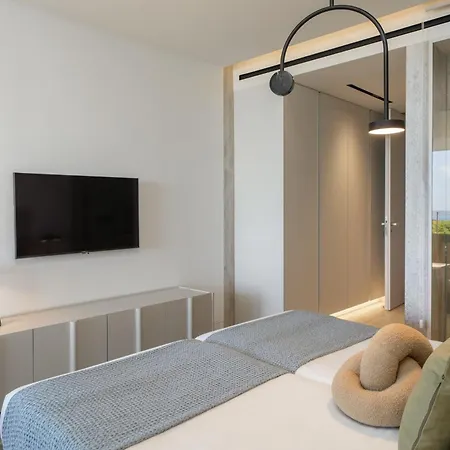 Savoy Monumentalis Iv Luxury And Unmatched Views * 丰沙尔