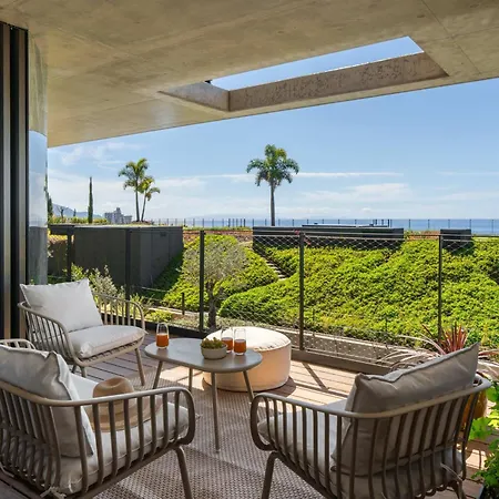 Apartman Savoy Monumentalis Iv By An Island