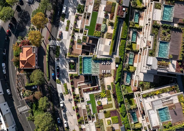 Savoy Monumentalis Iv By An Island *