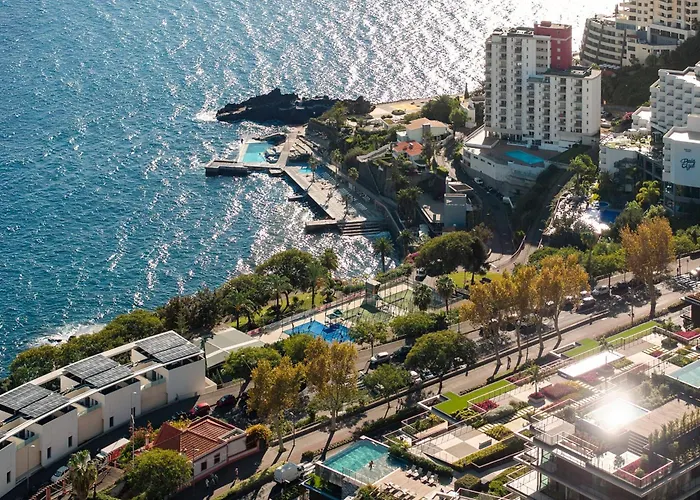 Savoy Monumentalis Iv By An Island * Funchal (Madeira)