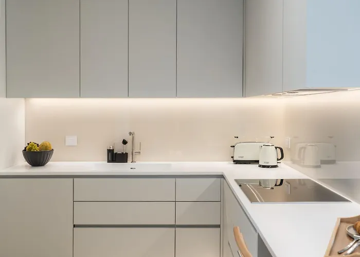 Savoy Monumentalis Iv By An Island *