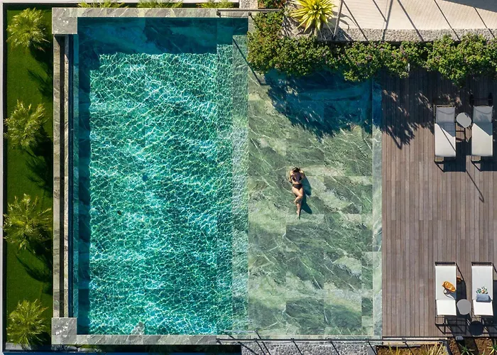 Savoy Monumentalis Iv By An Island