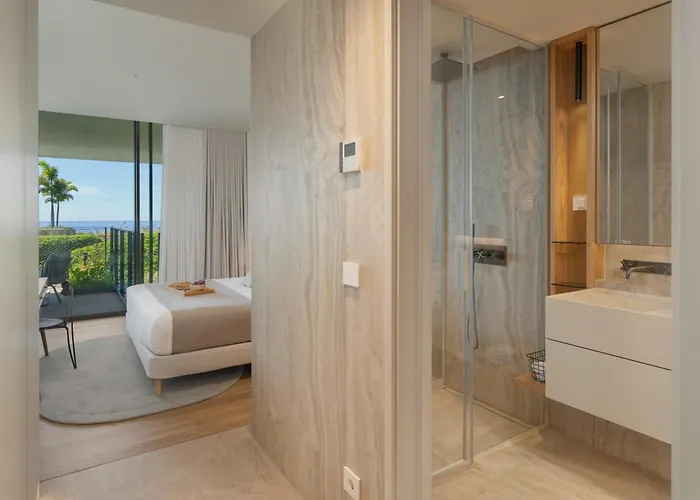 Savoy Monumentalis Iv By An Island 公寓 *